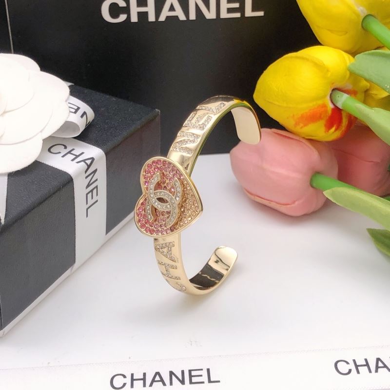 Ch**el bracelets